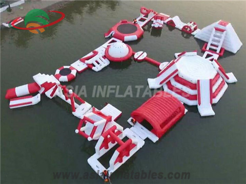 Huge Inflatable Water Parks